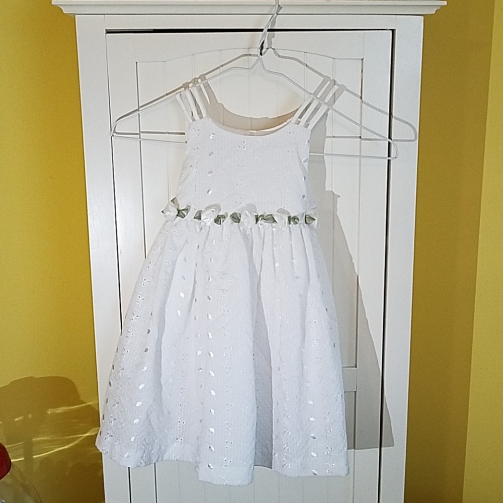 Girls Bonnie Jean white eyelet dress size 3T